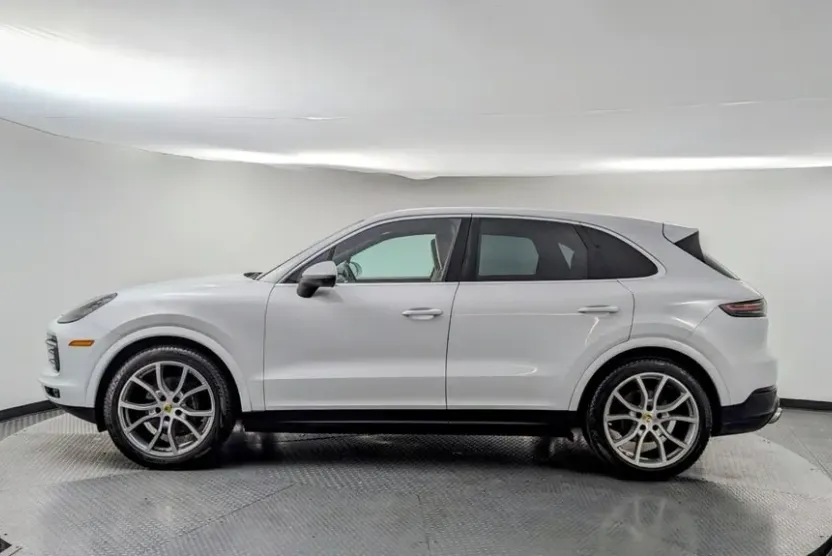 2019 Porsche Cayenne photo 1