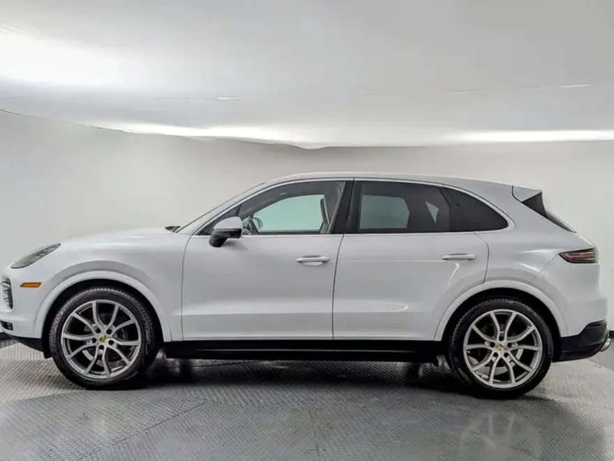 2019 Porsche Cayenne photo 1
