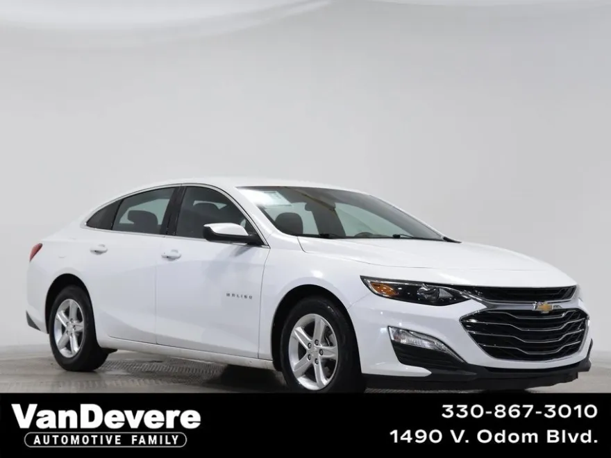 2024 Chevrolet Malibu LS photo 1