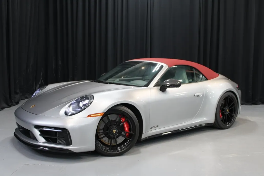 2024 Porsche 911 4 GTS Cabriolet photo 1