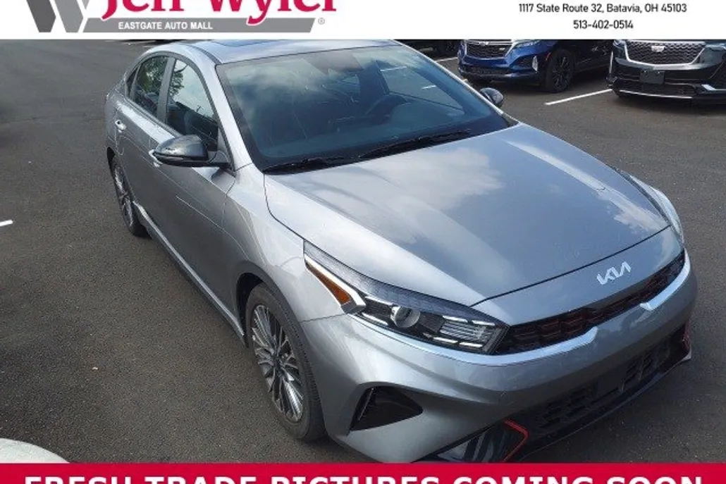 2024 Kia Forte GT-Line photo 1