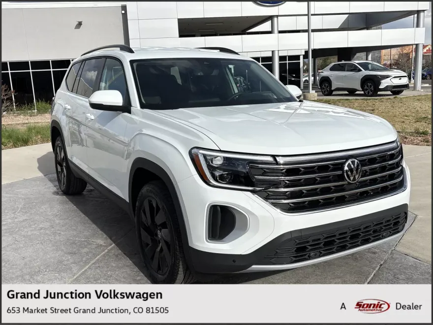 2025 Volkswagen Atlas SE Technology photo 1