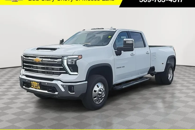 2025 Chevrolet Silverado 3500HD LTZ photo 1