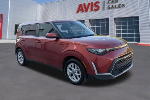 2024 Kia Soul LX photo 2