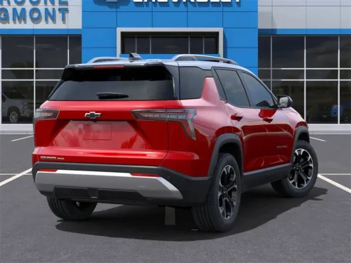 2025 Chevrolet Equinox LT photo 4