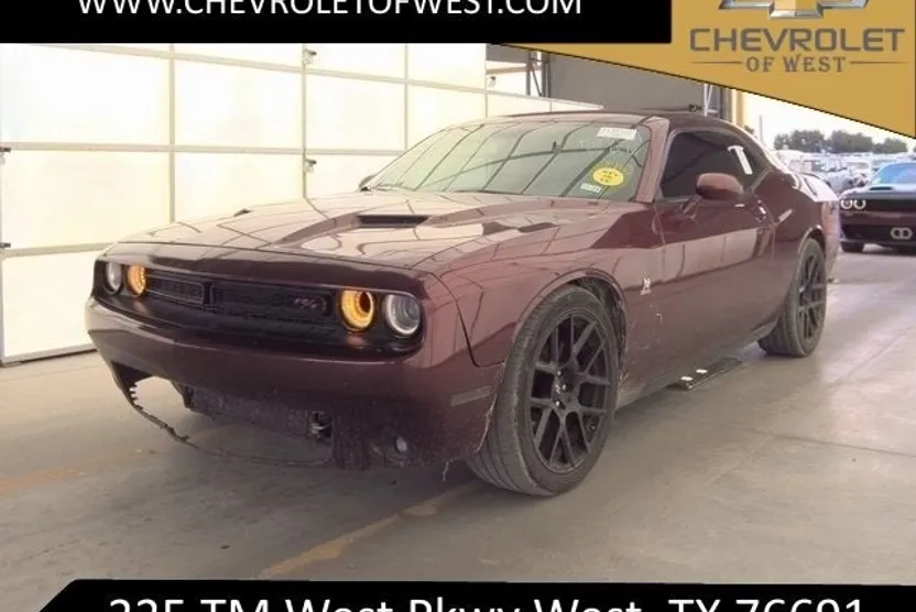 2017 Dodge Challenger R/T Scat Pack photo 1