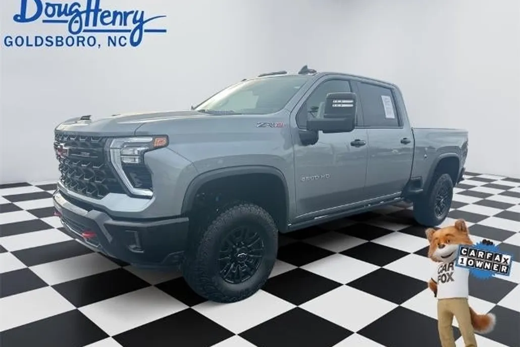 2024 Chevrolet Silverado 2500HD ZR2 photo 1