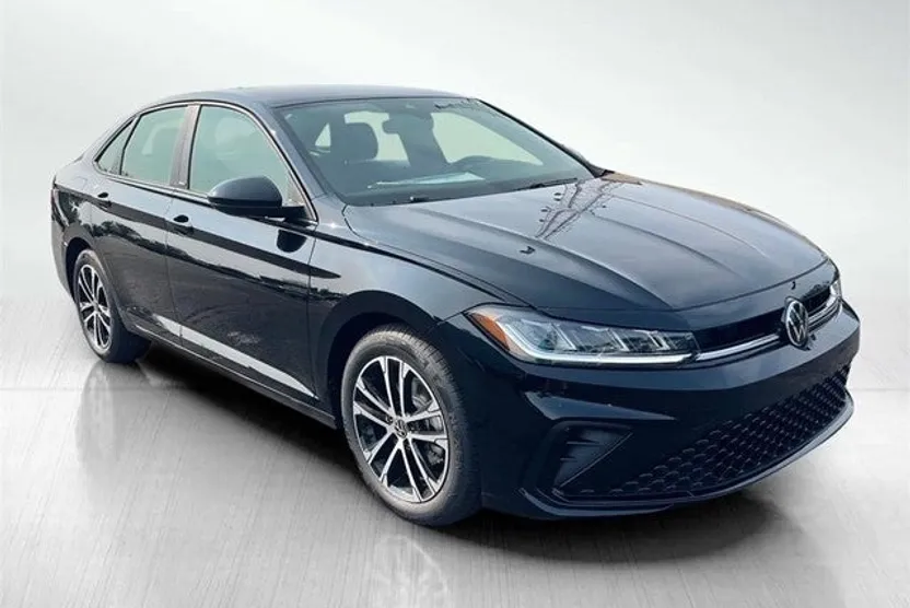 2025 Volkswagen Jetta 1.5T Sport photo 1