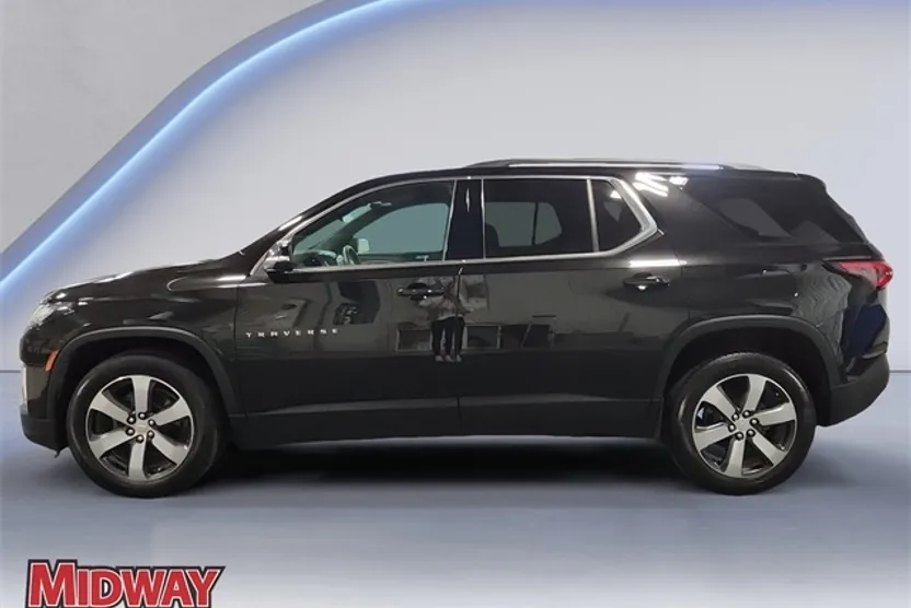 2023 Chevrolet Traverse Leather photo 1
