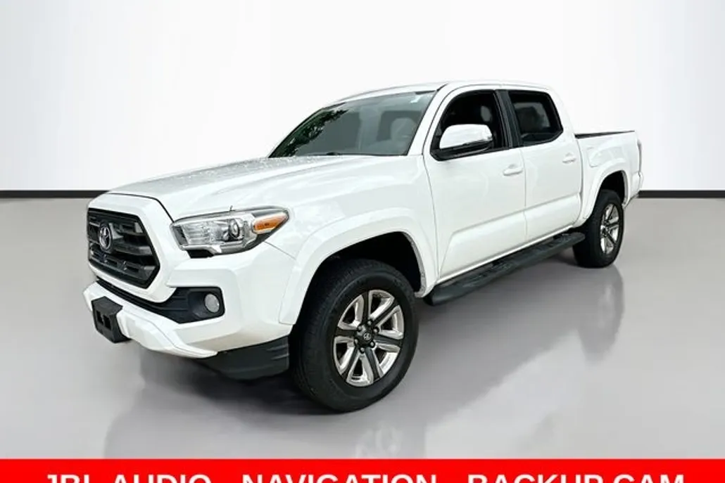 2016 Toyota Tacoma Limited V6 photo 1