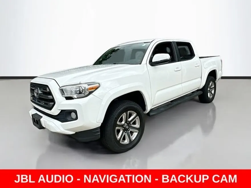 2016 Toyota Tacoma Limited V6 photo 1
