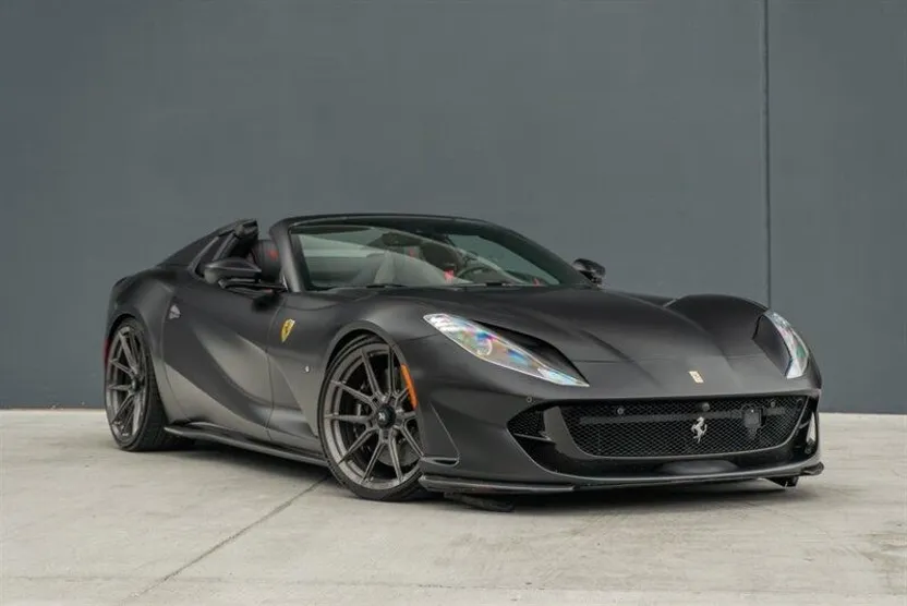 2021 Ferrari 812 GTS photo 1
