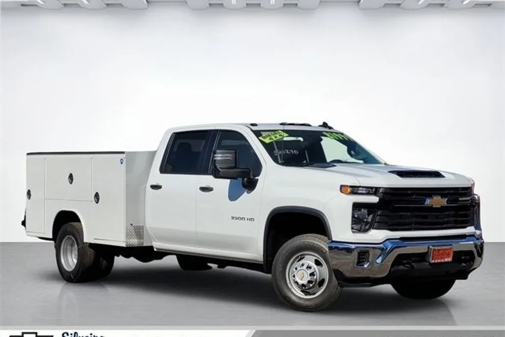 2024 Chevrolet Silverado 3500HD Work Truck photo 1