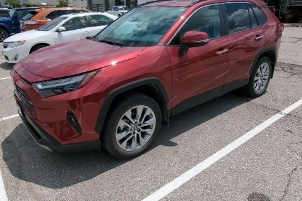 2025 Toyota RAV4 Limited photo 1