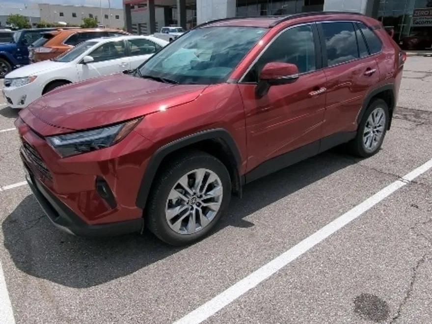 2025 Toyota RAV4 Limited photo 1