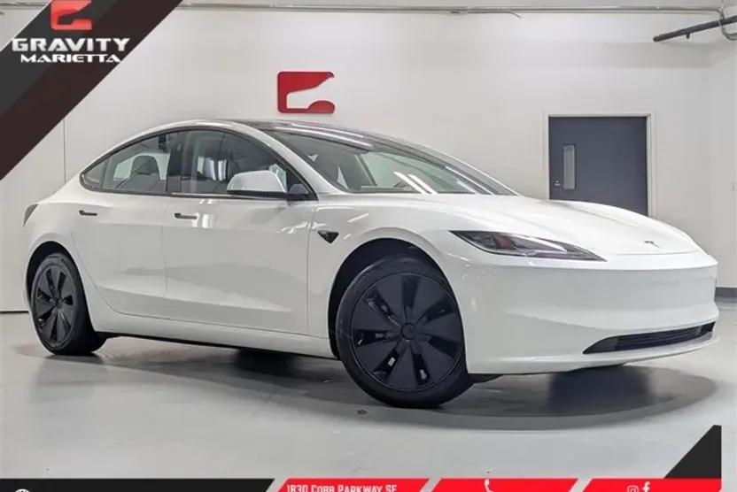 2025 Tesla Model 3 Long Range photo 1