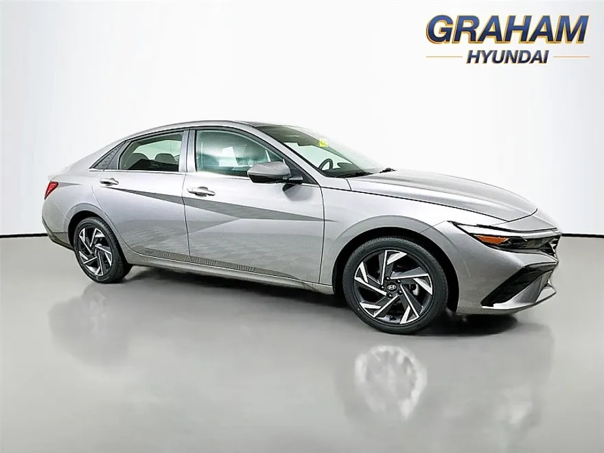 2025 Hyundai Elantra SEL Convenience photo 1