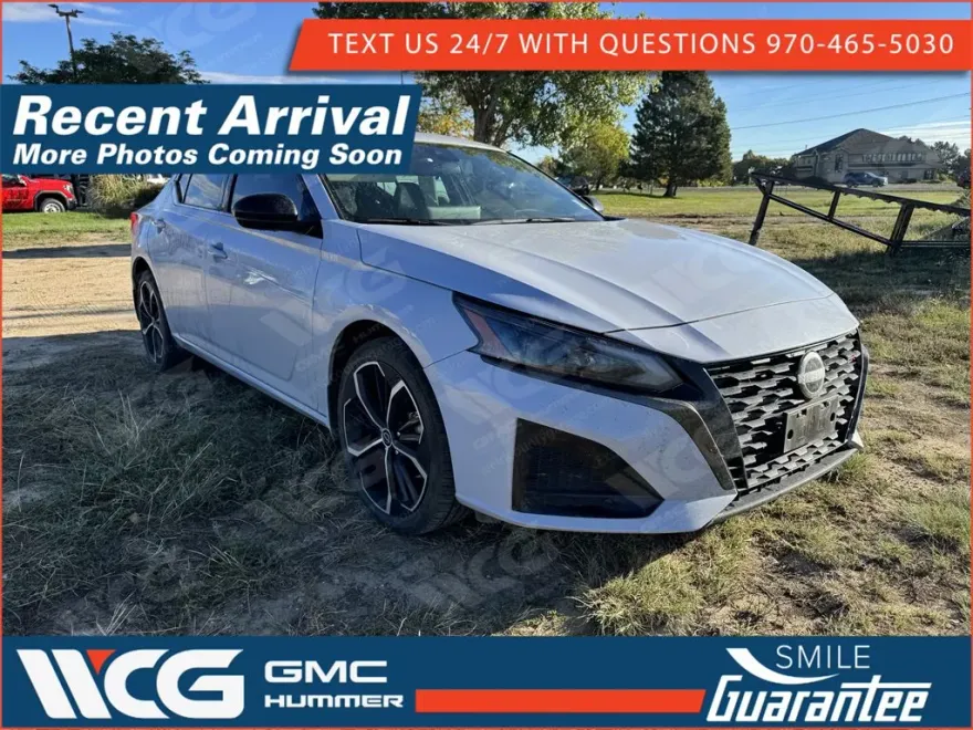 2024 Nissan Altima 2.5 SR photo 1