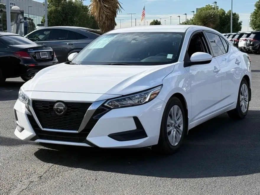 2021 Nissan Sentra S photo 1