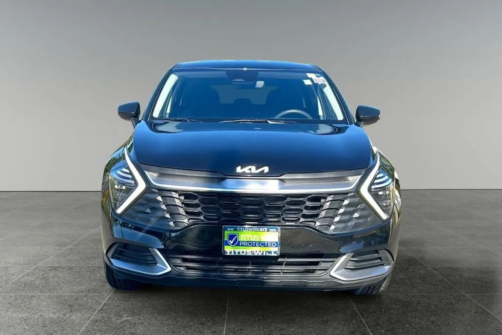 2024 Kia Sportage LX photo 1