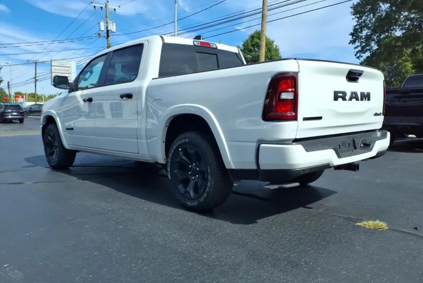 2025 Ram 1500 Big Horn photo 1
