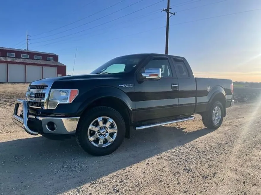 2013 Ford F-150 XLT photo 1
