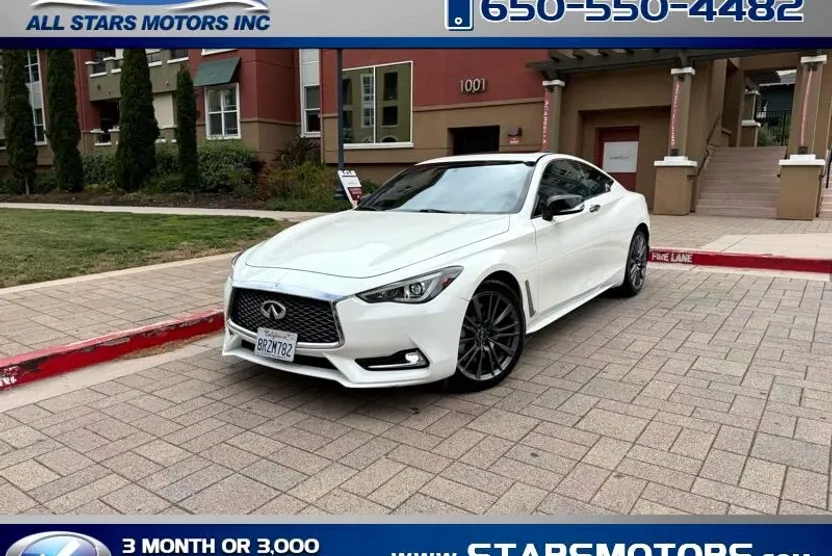 2017 Infiniti Q60 3.0t Sport photo 1