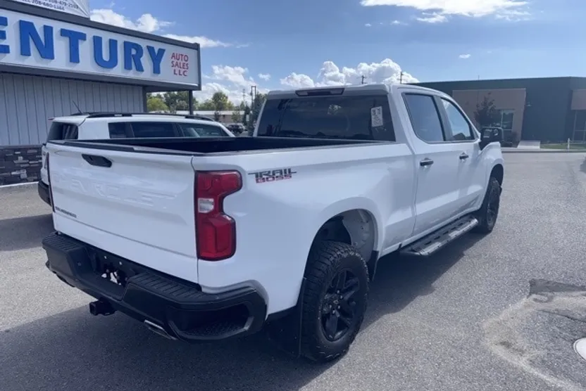 2020 Chevrolet Silverado 1500 Custom Trail Boss photo 1