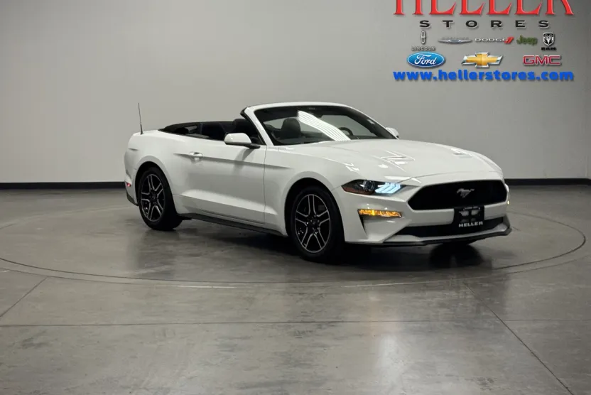 2023 Ford Mustang EcoBoost photo 1