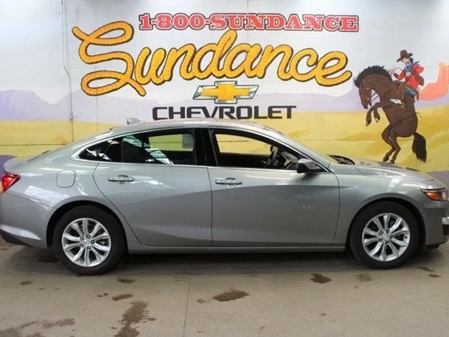 2023 Chevrolet Malibu 1LT photo 1