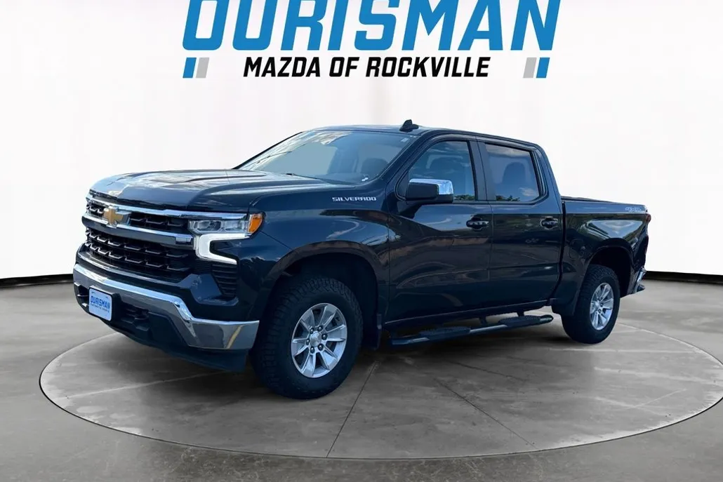 2024 Chevrolet Silverado 1500 LT photo 1