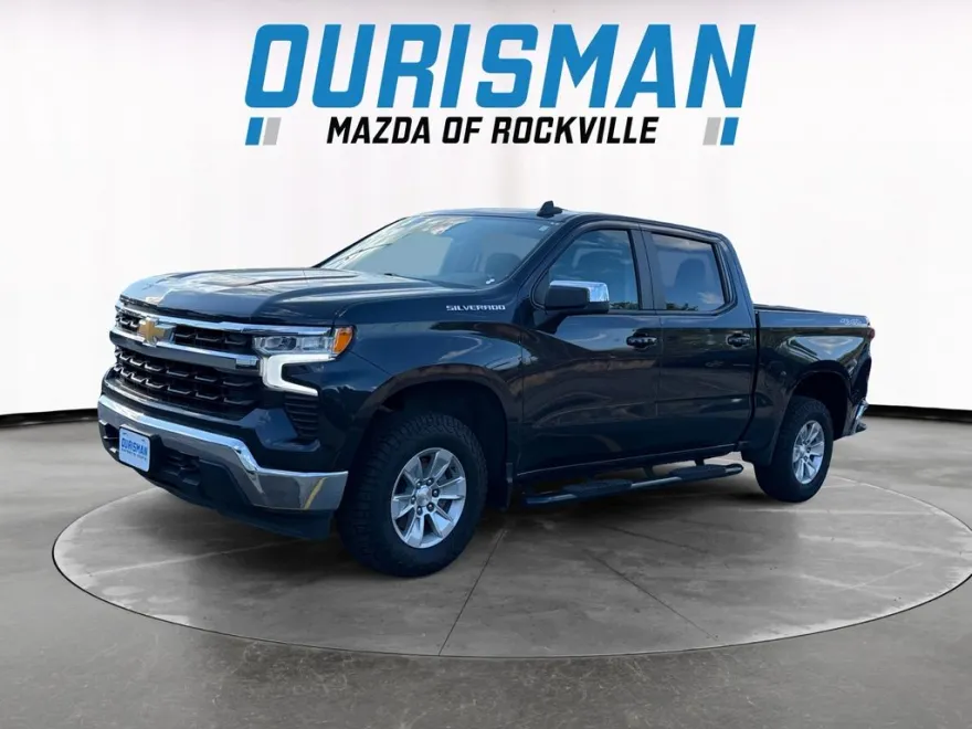 2024 Chevrolet Silverado 1500 LT photo 1