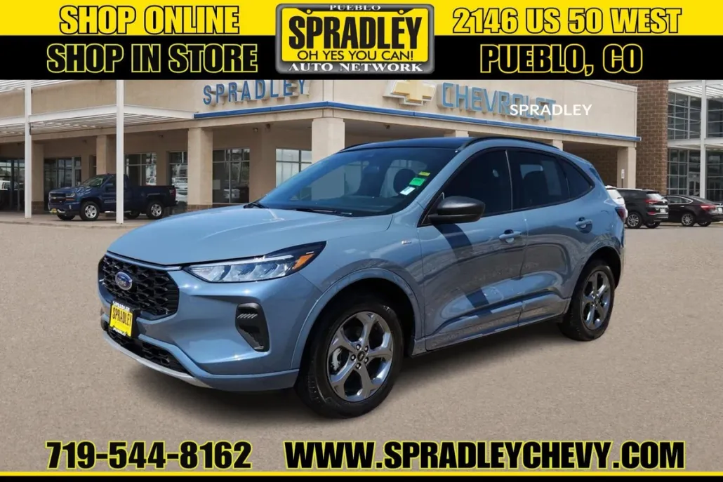 2023 Ford Escape ST-Line photo 1