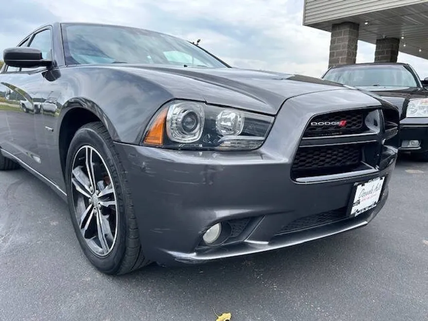 2014 Dodge Charger R/T Plus photo 1