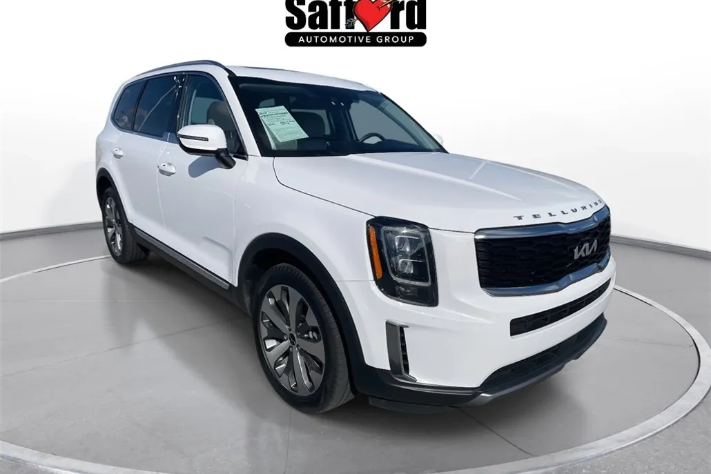 2022 Kia Telluride EX photo 1