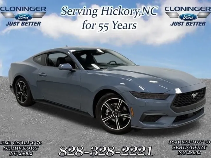 2025 Ford Mustang EcoBoost photo 1