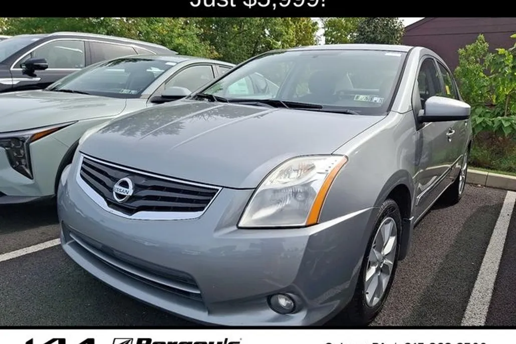 2011 Nissan Sentra 2.0 SL photo 1
