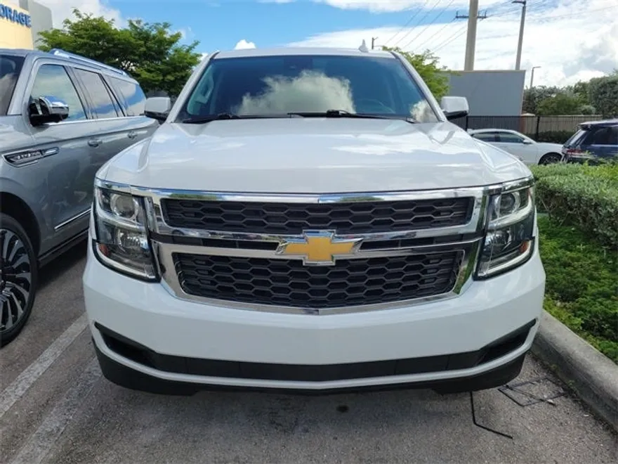 2020 Chevrolet Tahoe LT photo 1