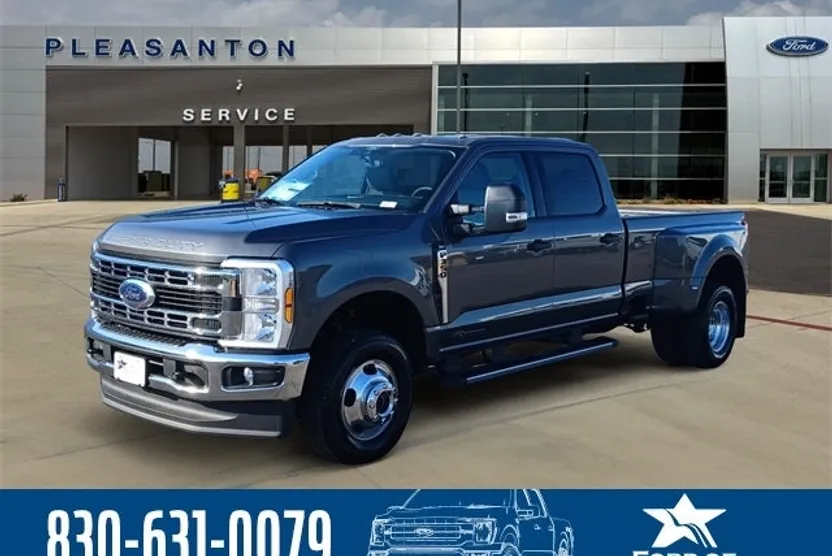 2026 Ford F-350 photo 1