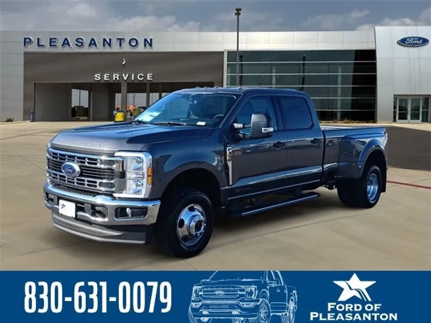 2026 Ford F-350 photo 1