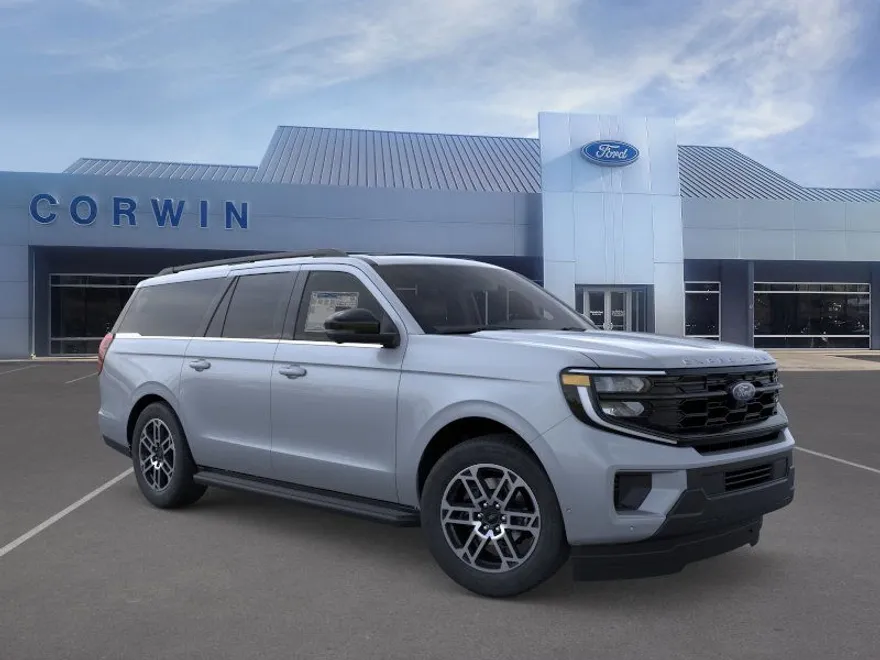2025 Ford Expedition MAX photo 1