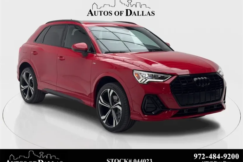 2024 Audi Q3 S line Premium Plus photo 1