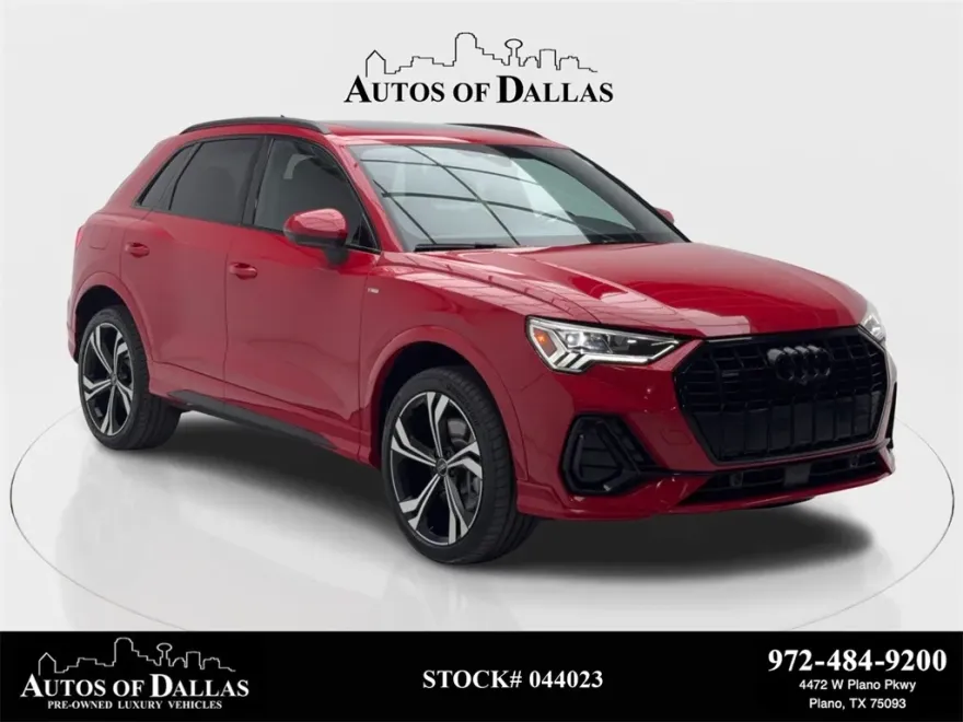 2024 Audi Q3 S line Premium Plus photo 1