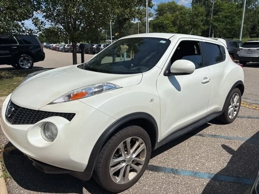 2014 Nissan Juke SL photo 1