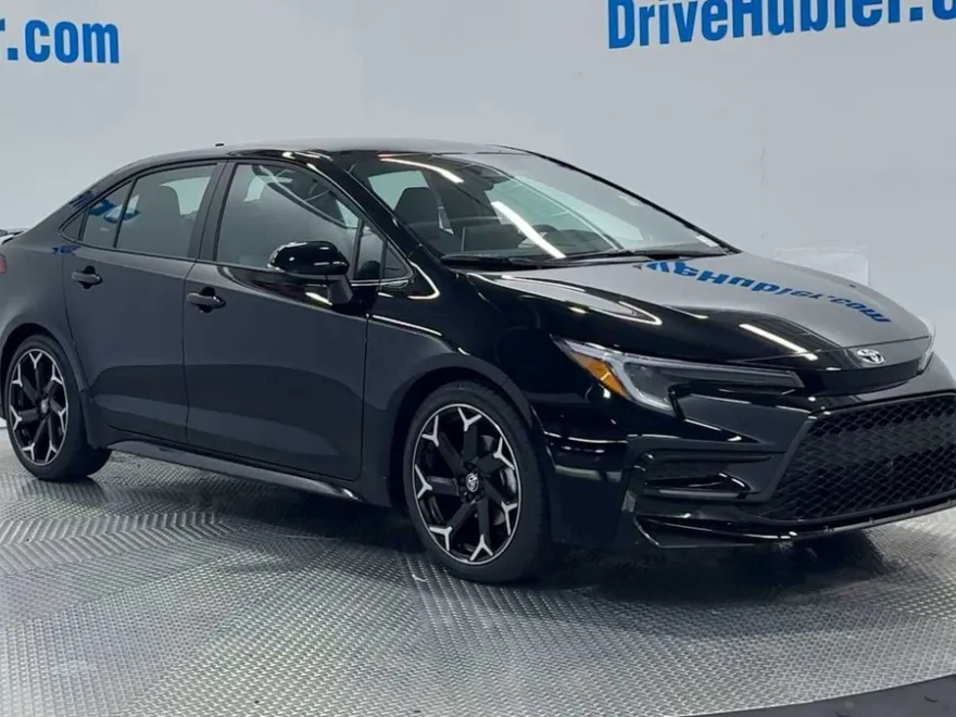 2025 Toyota Corolla SE photo 1
