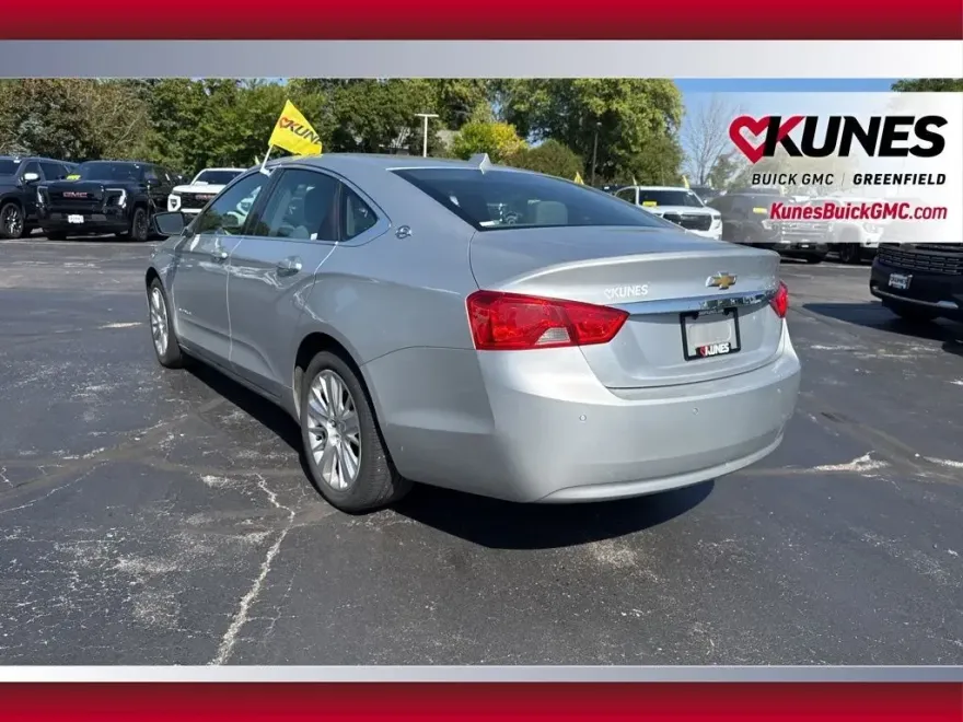 2014 Chevrolet Impala LS photo 1