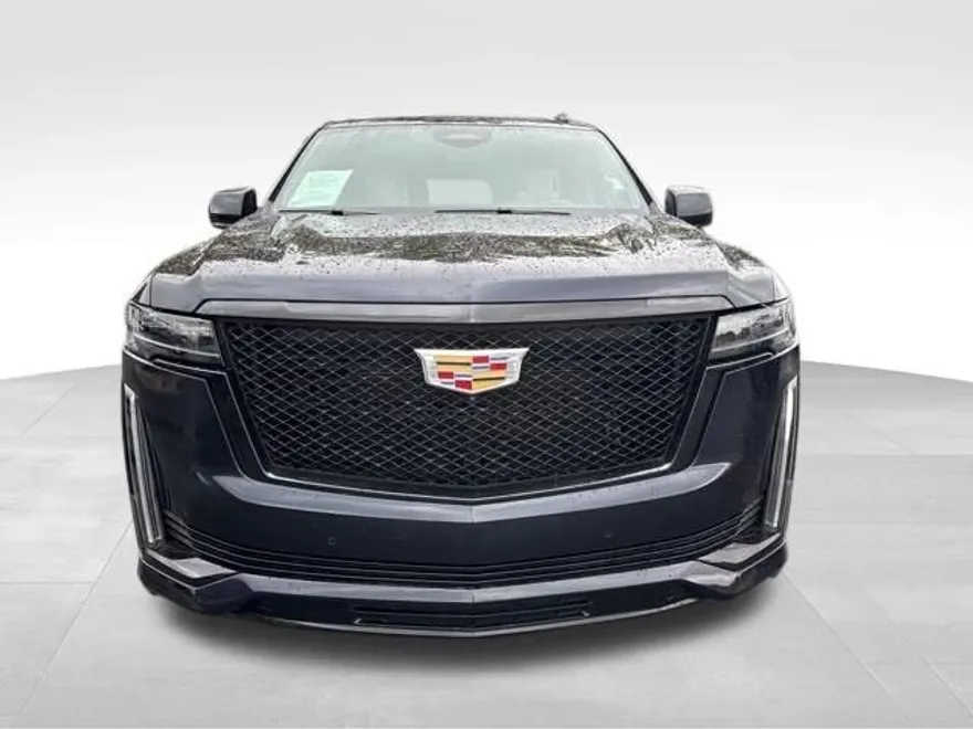 2023 Cadillac Escalade Sport Platinum photo 2
