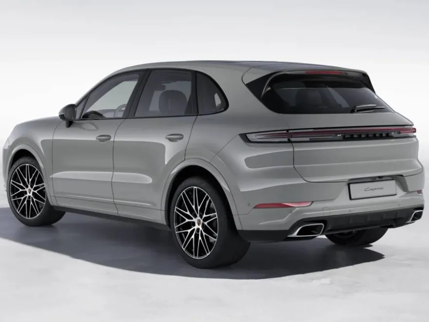 2024 Porsche Cayenne photo 1