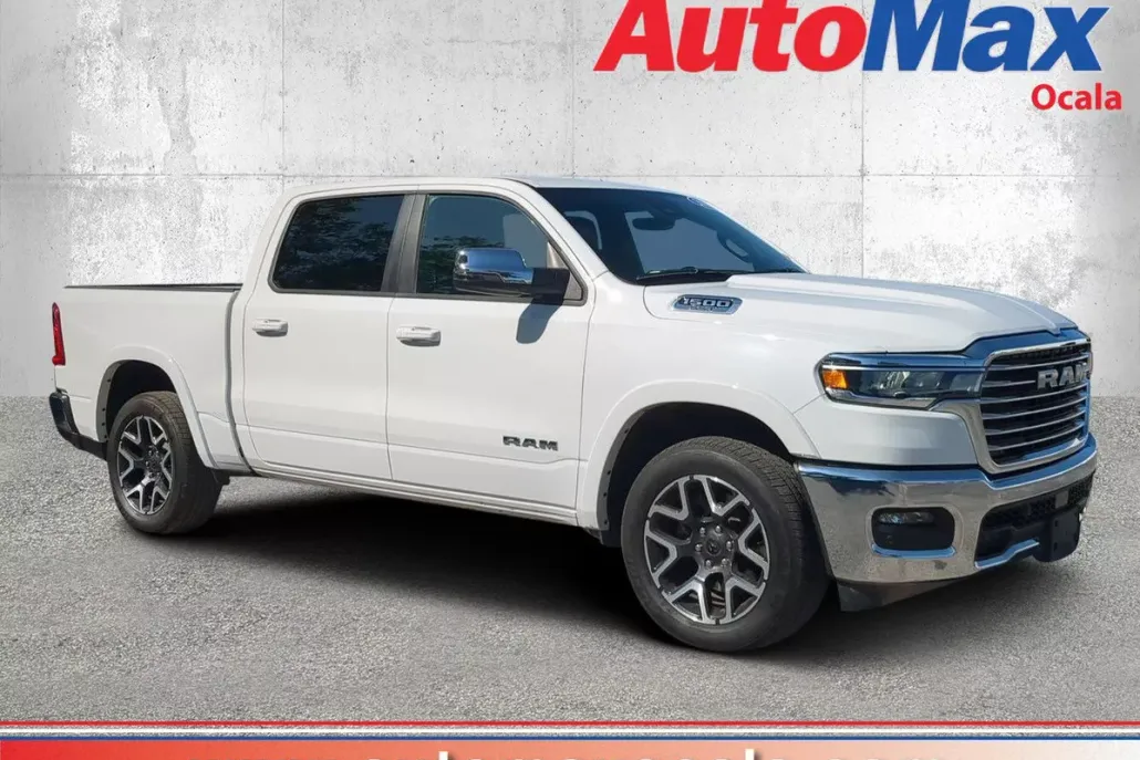 2025 Ram 1500 Laramie photo 1