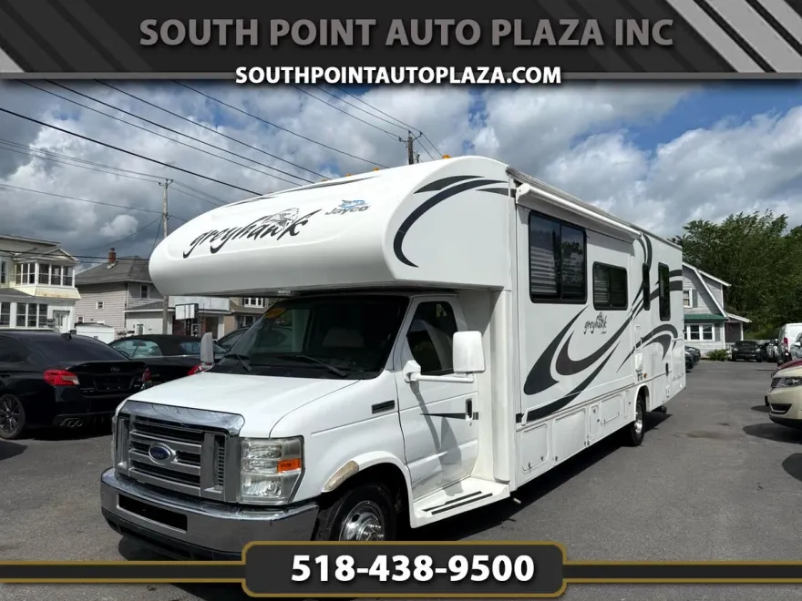 2010 Ford E-450 photo 1